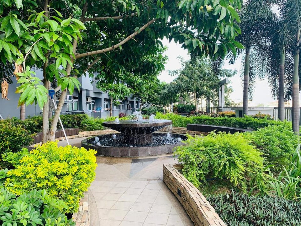 Affordable yet Ultramodern Staycation in Cubao Apartment in Pasig