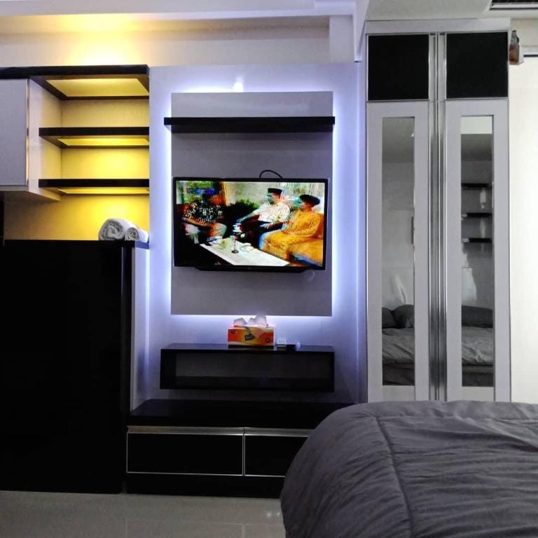 green studio romantic room Apartment in Bandung