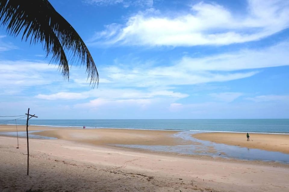Cha Am Beachfront Villas Villa in Thailand