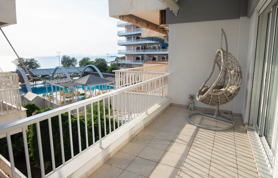 Art Home by the sea Saronida Apartment in East Attica Regional Unit, Greece