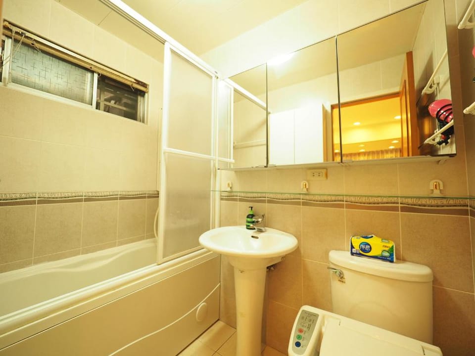 Calm haven 在這溫馨空間Mar-exclusive Apartment in Taipei City