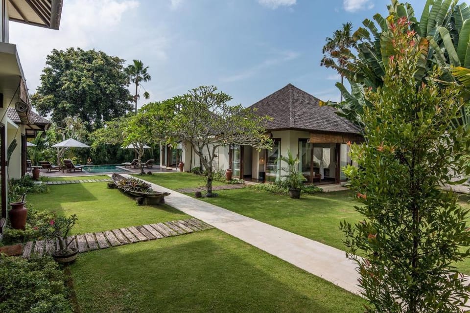 Luxury 5 Bedrrom Garden Villa at Nelayan Canggu Villa in North Kuta