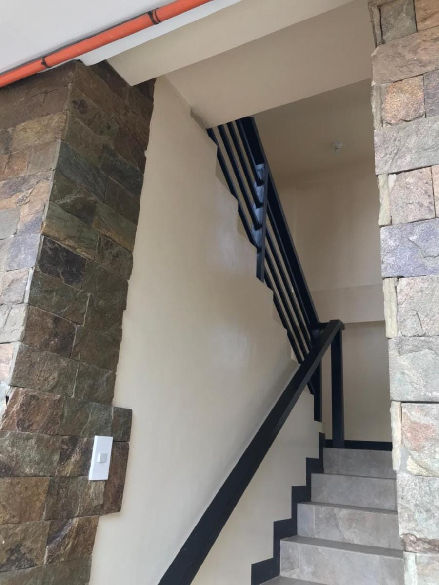 Jhunlyn Rooms for Rent Tagaytay Hotel in Tagaytay