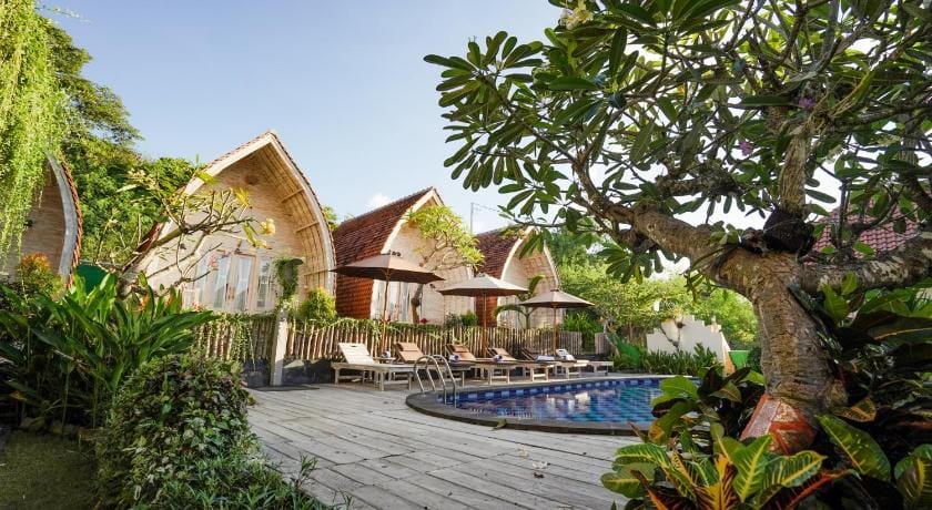 Unicorn Bungalow Bed and Breakfast in Nusapenida