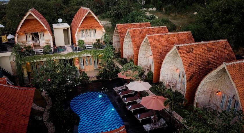 Unicorn Bungalow Bed and Breakfast in Nusapenida
