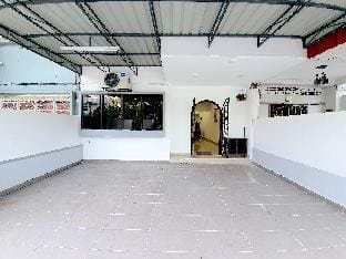 Jalan Ipoh Kasipillay Landed with WIFI/Netflix Vacation rental in Federal Territory of Kuala Lumpur