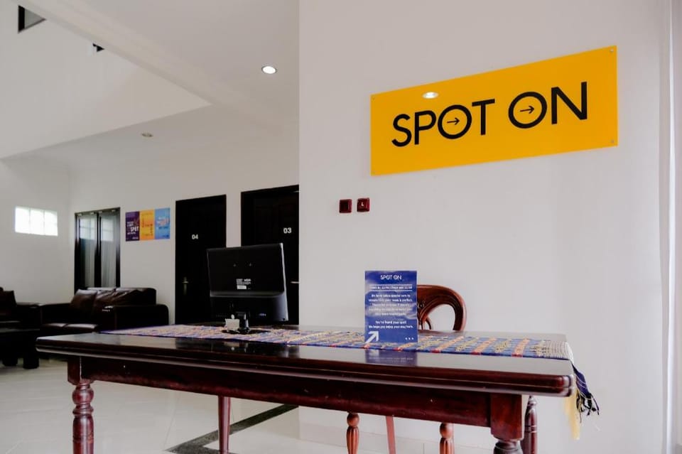 SPOT ON 3037 Sakinah Residence Hotel in Batu