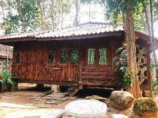 Baan Chaiyapruk Villa in Laos