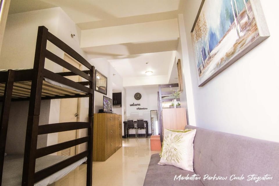 Breath-taking view within Araneta Cubao Apartment in Pasig