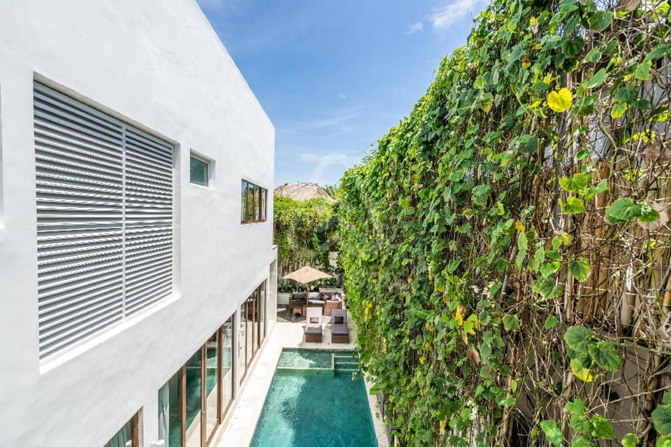 Villa Blanca by Hombali Villa in North Kuta