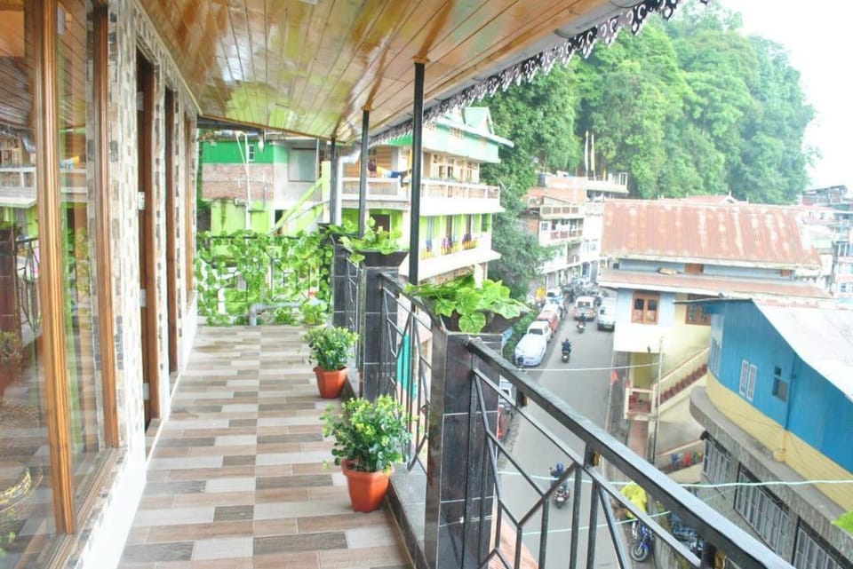 Nature View Home Stay - Himalayan Beauty Apartment in Darjeeling