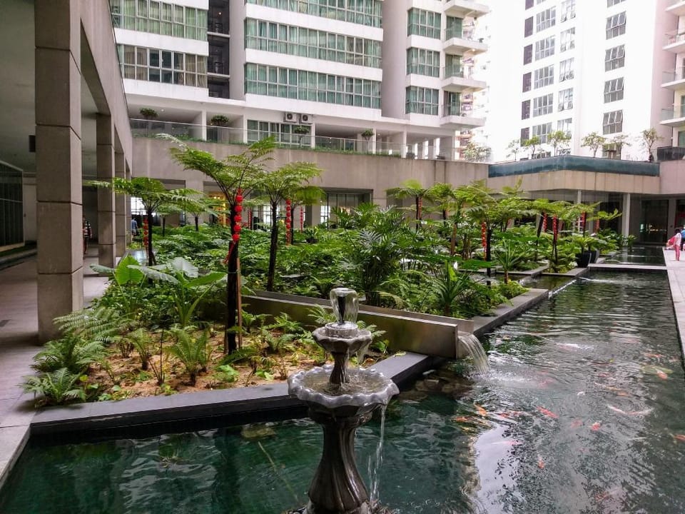 Regalia 2BR Suite with Rooftop Infinity Pool Apartment in Federal Territory of Kuala Lumpur
