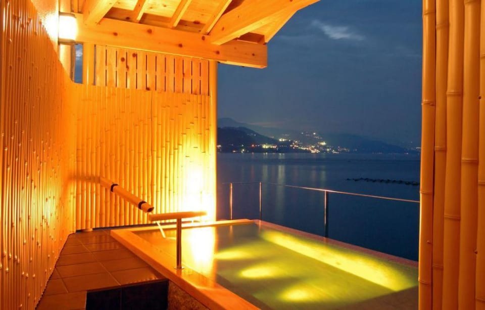 Hiratsuru Ryokan in Shizuoka Prefecture