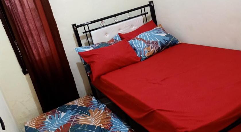 Sella Guesthouse Vacation rental in East Java