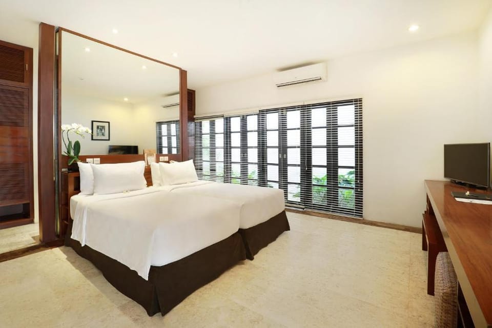 Luxury 2 BR Private Pool Villa #L342 Villa in Kuta