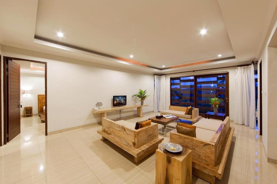 Laluna 3 BR Private Pool Villa JU23A Villa in North Kuta