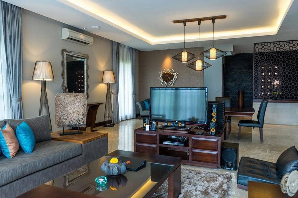 Luxury 1 BR Private Pool Villa #L312 Villa in Kuta Selatan