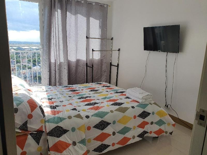 Cozy at South Residences Condominium Apartment in Las Pinas