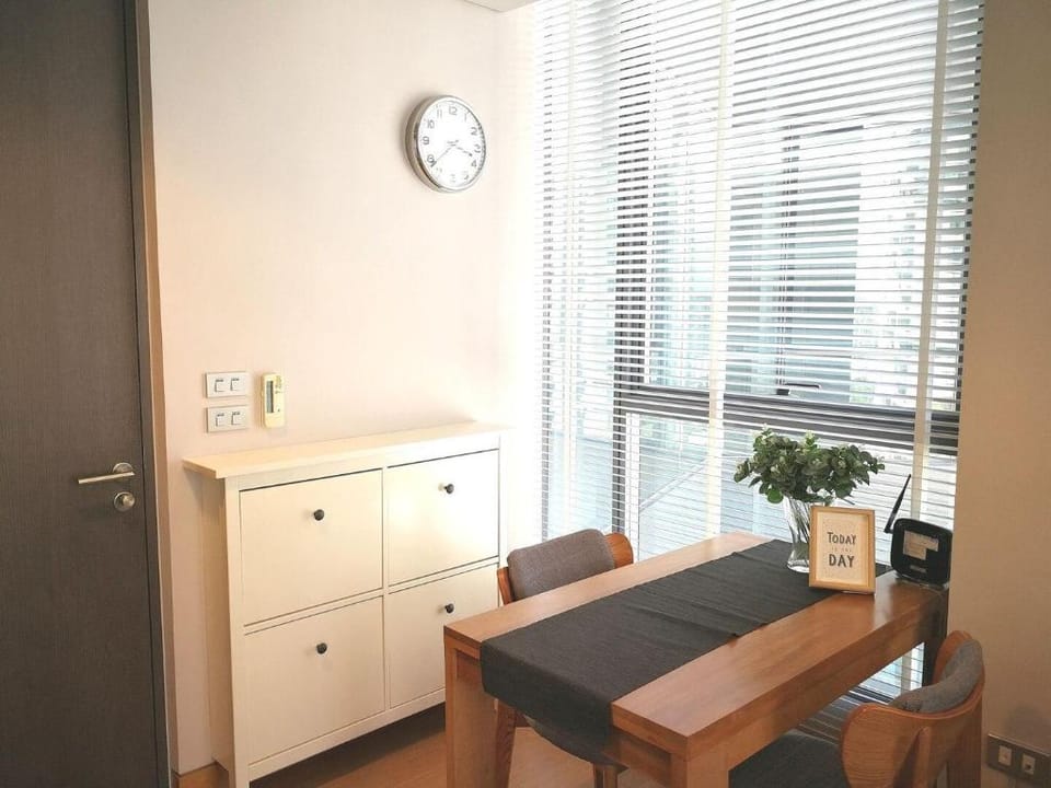 New Condo 1BR/Sukhumvit 24 /BTS Phomphong Vacation rental in Bangkok