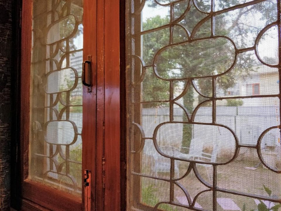 Pvt Room w/ Lawn + King Bed Villa in Islamabad