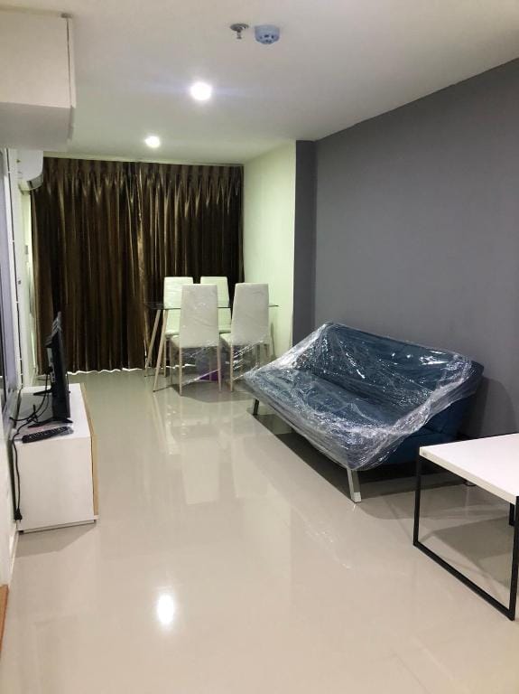 Luxury room in the Grand Condominium Apartment in Laos