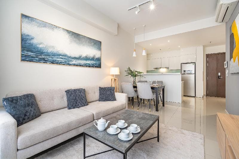 DANNY 2BR APT, FREE POOL, HIGH FLOOR & VIEW Apartment in Ho Chi Minh City