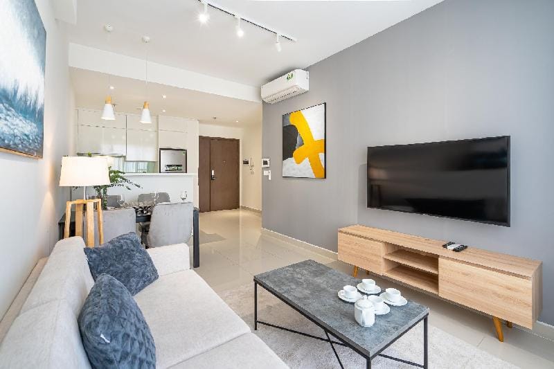 DANNY 2BR APT, FREE POOL, HIGH FLOOR & VIEW Apartment in Ho Chi Minh City