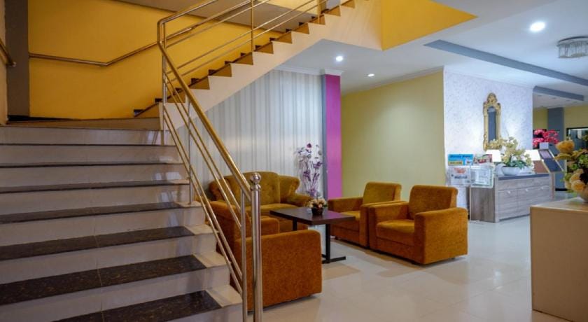 Reddoorz near Citraland Waterpark Kendari Hotel in Indonesia