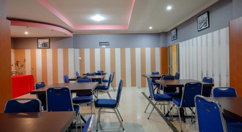 Reddoorz near Citraland Waterpark Kendari Hotel in Indonesia