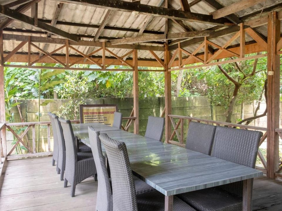 OYO 3115 Branti Raya Guest House Hotel in Indonesia