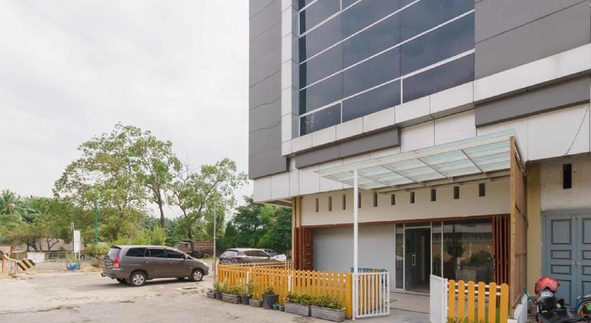 RedDoorz @ Helvetia Medan 2 Hotel in Indonesia