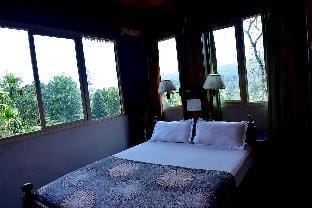 Rainbow Holiday Home - Homestay Top room Villa in Kerala