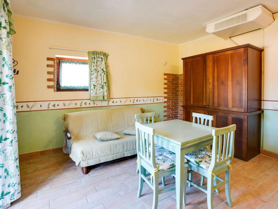 Apartment in Castiglione near Lake Trasimeno Vacation rental in Umbria