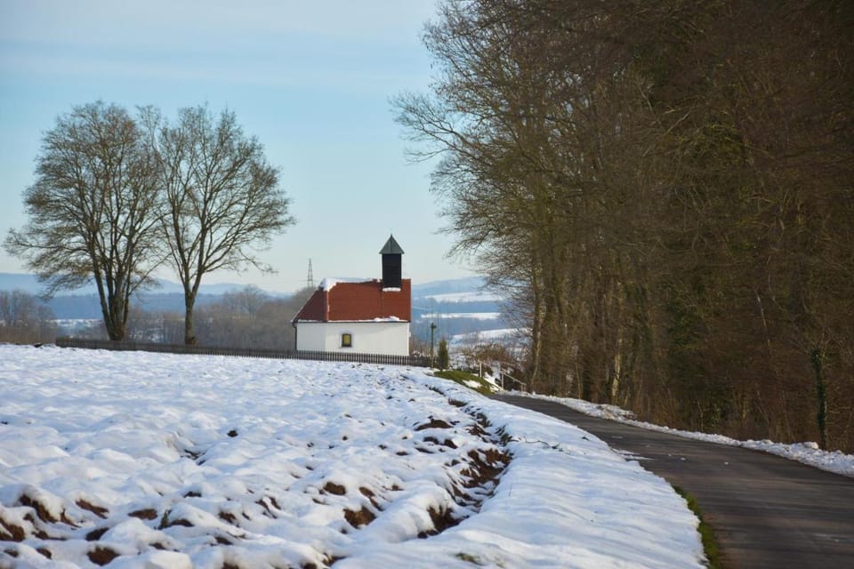 Landgasthof Falken Bed and Breakfast in Aalen