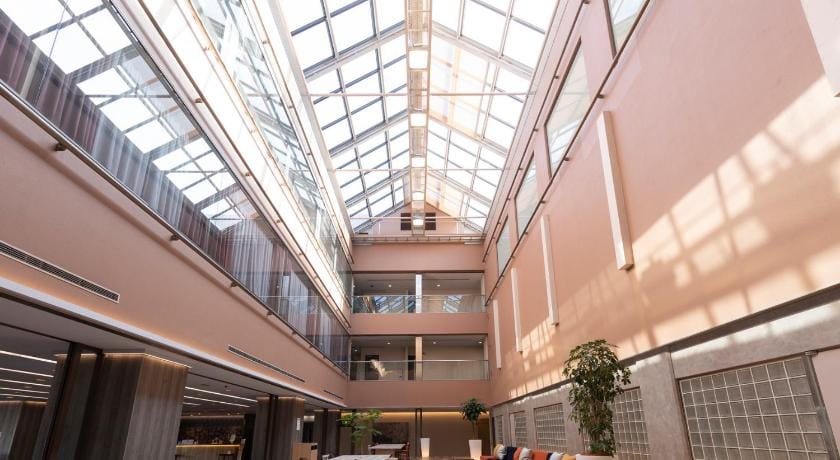 Tosei Hotel & Seminar Makuhari Hotel in Chiba Prefecture