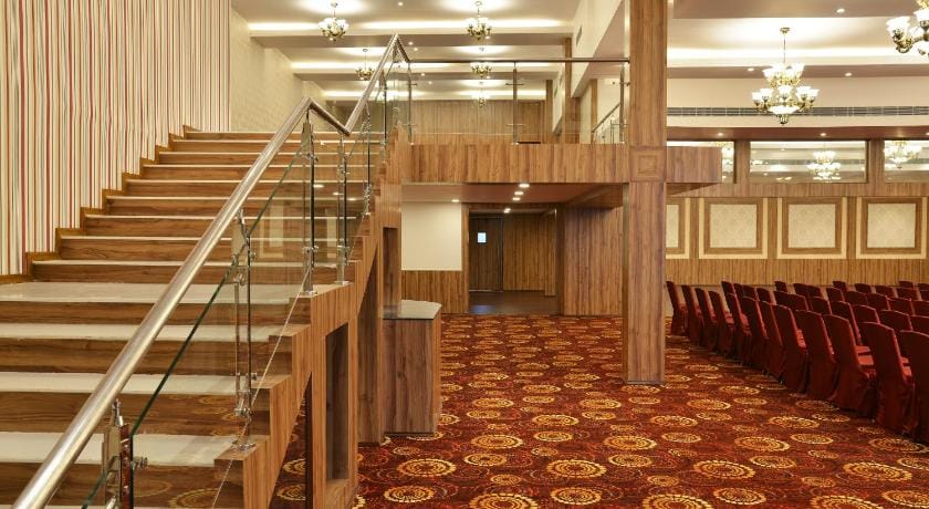 Club Central Hotel in West Bengal