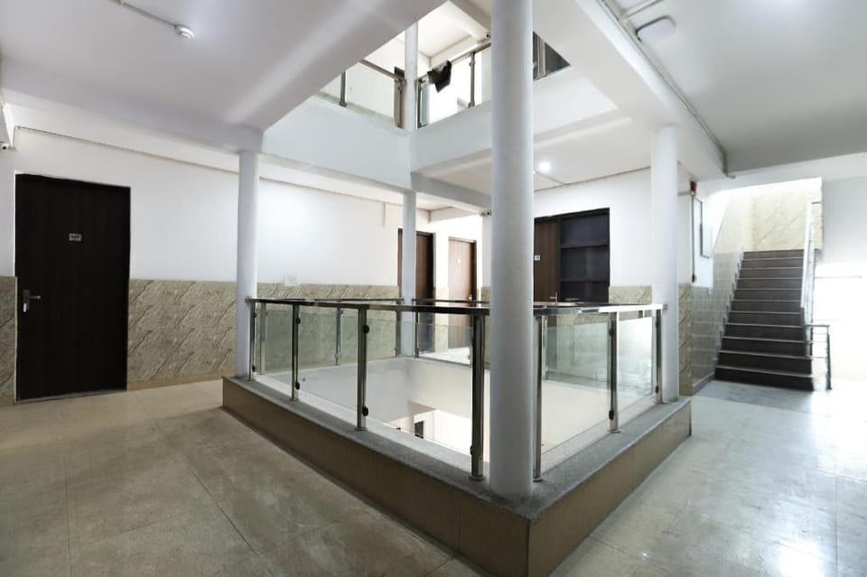 Hotel O Noida Villa Hotel in Noida