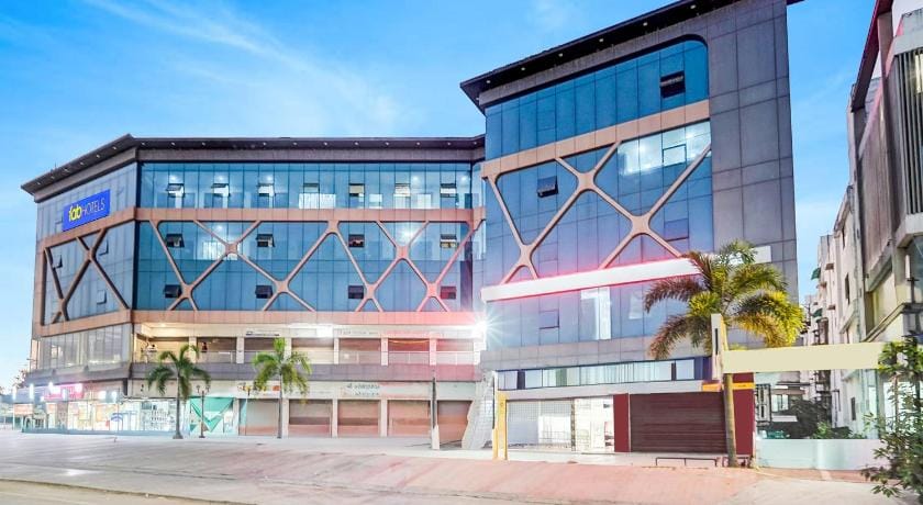 Flagship 70206 Lake View Hotel Hotel in Gujarat