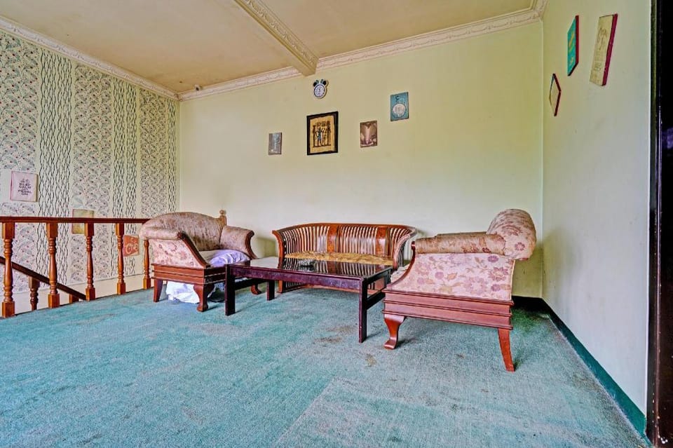OYO 92431 Grand Bintang Guest House Hotel in West Java