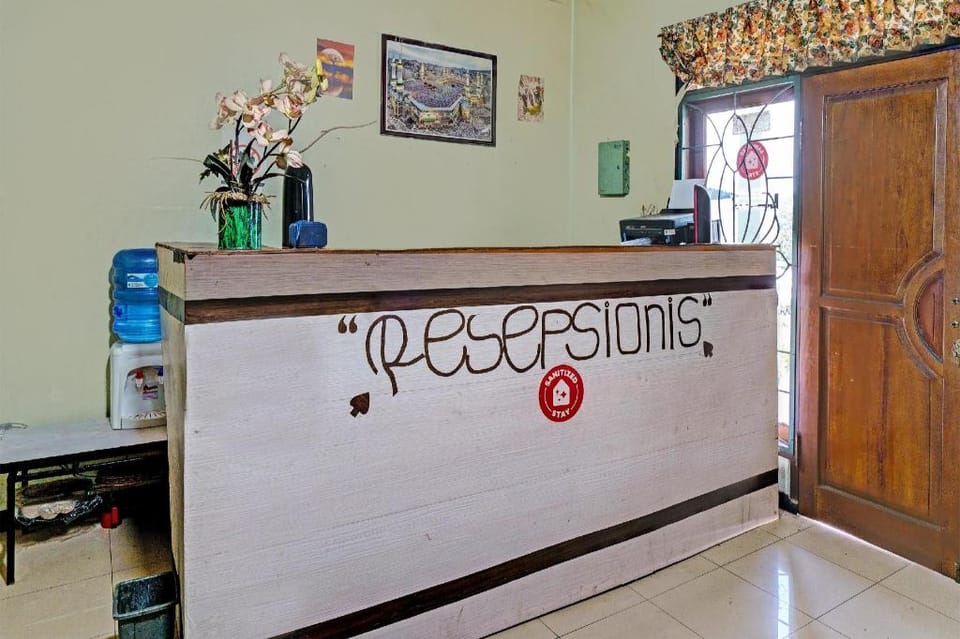 OYO 92431 Grand Bintang Guest House Hotel in West Java