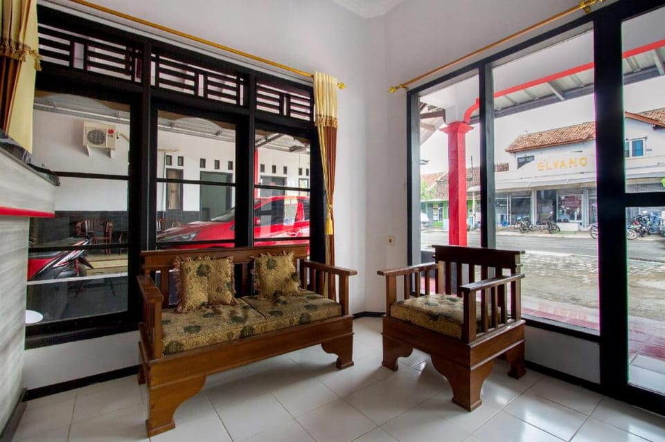 OYO 3126 Penginapan Suka Asih Hotel in West Java
