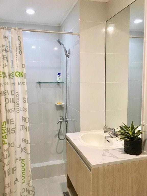 Clean and modern 2BR unit at One Spatial Iloilo Apartment in Iloilo City