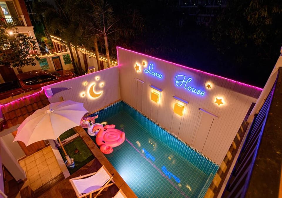 4 Bedroom Pool Villa 2  km from Walking street Villa in Pattaya City