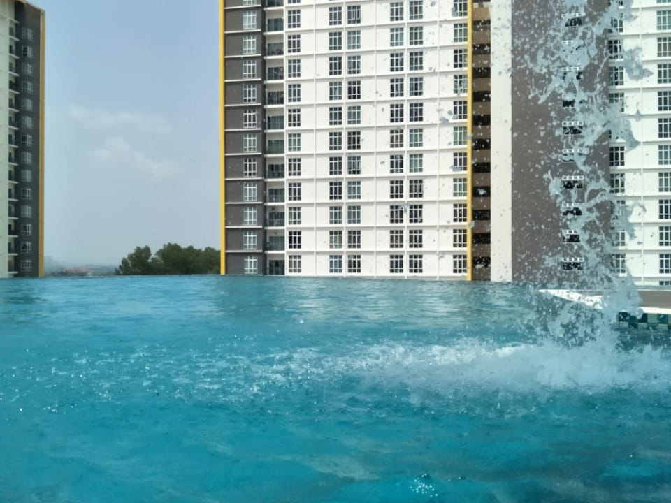 Lovely 2 bedroom @ Mesahill Free wifi tv & pool Apartment in Negeri Sembilan, Malaysia