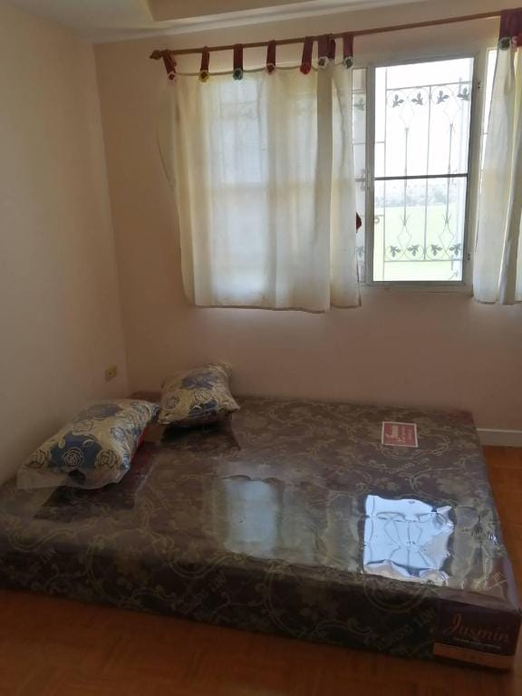 Thai style house/Lakes/MRT purple line/quiet place Vacation rental in Bangkok