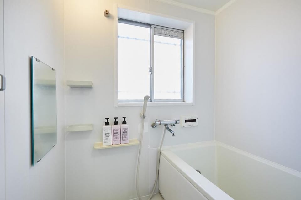 Shinjuku area house with 3BR 2min to Metro on foot Villa in Shinjuku