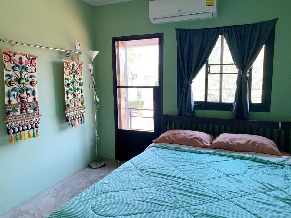 Sun & Moon Home (Pet-friendly) Vacation rental in Laos