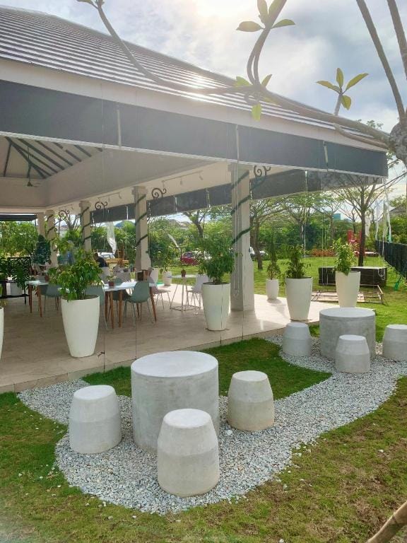 Loh's 3-bedroom cozy Homestay @ Royal Bay Vacation rental in Riau Islands, Indonesia