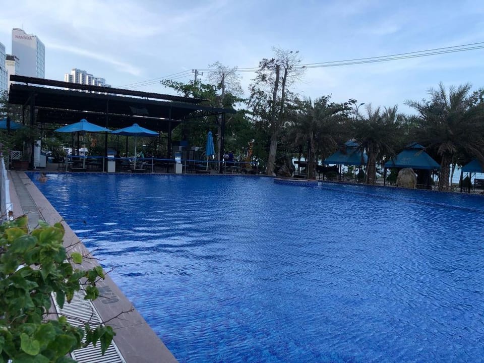 snail  ocean view apartmen hotel Apartment in Nha Trang
