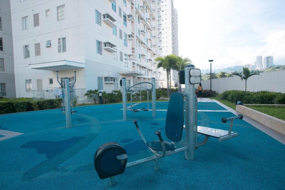 Blue's Cozy Den @ Avida IT Park, w/ NETFLIX & WIFI Apartment in Lapu-Lapu City